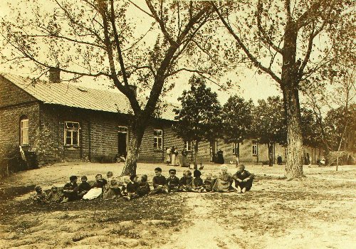 WarzelniaSoliMieszkaniaRobotnikow.jpg
